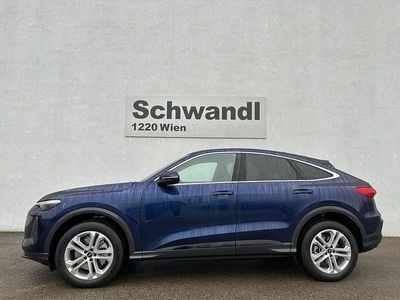 Neu Audi Q5 Sportback Ambiente 204 PS (150 kW) 2025 Mittelblau  metallic SUV