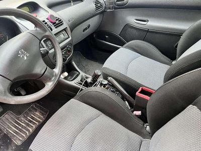 Gebraucht Peugeot 206 CC 109 PS (80 kW) 2002 Cabrio