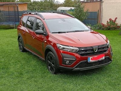 Braun Gebraucht 2022 Dacia Jogger Extreme Van / Kleinbus | € 15.990 (Guter Preis)