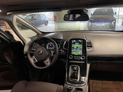 Schwarz Gebraucht 2015 Renault Espace Intens Van / Kleinbus | € 10.500 (Guter Preis)