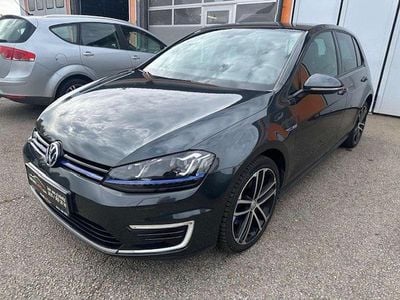 Grau Gebraucht 2015 VW Golf VII GTE Kleinwagen | € 15.590