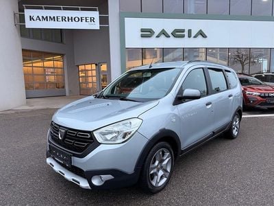 Grau Gebraucht 2020 Dacia Lodgy Van / Kleinbus | € 13.650 (Teuer)