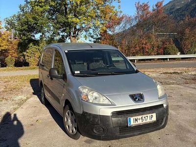 Silber Gebraucht 2010 Peugeot Partner Business-Line Van / Kleinbus | € 5.000