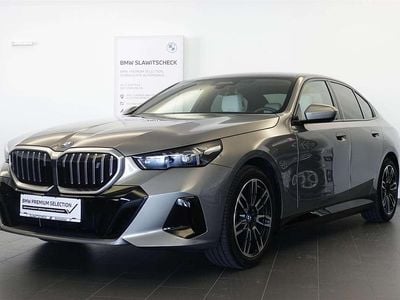 Grau Gebraucht 2024 BMW i5 M Sport Limousine | € 54.900