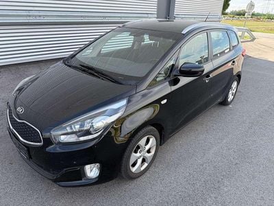Schwarz Gebraucht 2014 Kia Carens Motion Van / Kleinbus | € 4.990