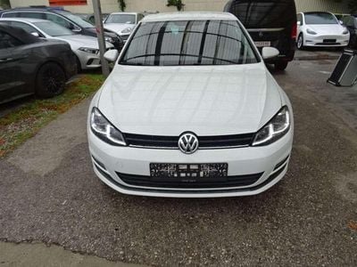 Weiß Gebraucht 2014 VW Golf VII R Limousine | € 10.990 (Etwas zu teuer)