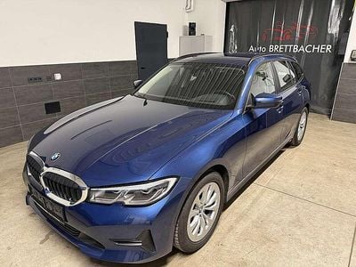 Gebraucht BMW 320 Advantage 190 PS (139 kW) 2021 Blau Kombi