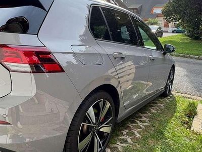 Grau Gebraucht 2021 VW Golf VIII GTE Limousine | € 21.000 (Fairer Preis)