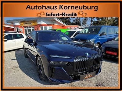 Blau Gebraucht 2022 BMW i7 M Sport Limousine | € 119.990
