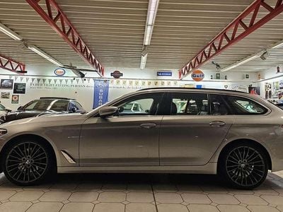 Grau Gebraucht 2019 BMW 530 Performance Kombi | € 23.990 (Superpreis)