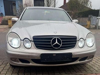 Mercedes E220