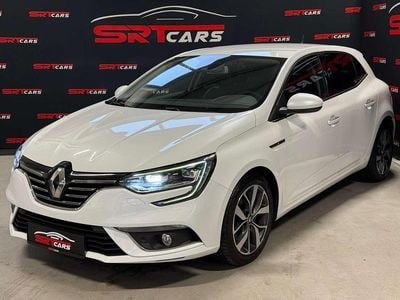 Weiß Gebraucht 2016 Renault Mégane IV Bose Edition Kleinwagen | € 11.499