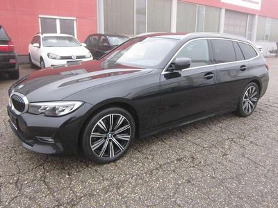 Schwarz Gebraucht 2020 BMW 320 Kombi | € 19.990 (Fairer Preis)