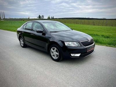 Schwarz Gebraucht 2017 Skoda Octavia Ambition Limousine | € 9.800 (Fairer Preis)