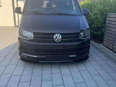 Gebraucht 2012 VW Caravelle Trendline Van / Kleinbus | € 14.000