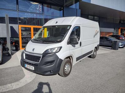 Weiß Gebraucht 2022 Peugeot Boxer Van | € 25.990 (Teuer)