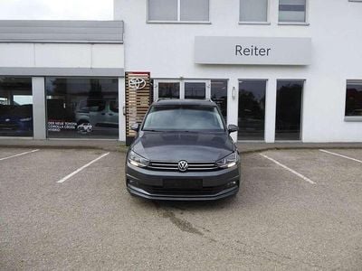 Gebraucht VW Touran Highline 150 PS (110 kW) 2020 Grau Van / Kleinbus