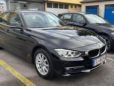Gebraucht BMW 318 143 PS (105 kW) 2013 Schwarz Limousine