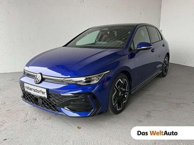 Dunkelblau metallic Neu 2025 VW Golf VIII Sport Limousine | € 35.490 (Etwas zu teuer)