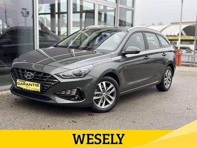 Grau Gebraucht 2022 Hyundai i30 Kombi | € 16.440
