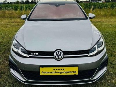 Grau Gebraucht 2019 VW Golf VII GTD Kleinwagen | € 29.890