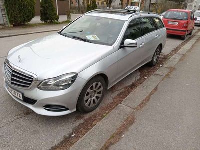 Mercedes E220