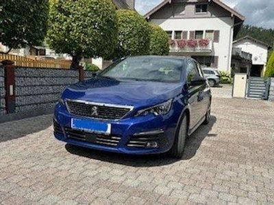 Blau Gebraucht 2019 Peugeot 308 GT-line Limousine | € 16.500 (Superpreis)