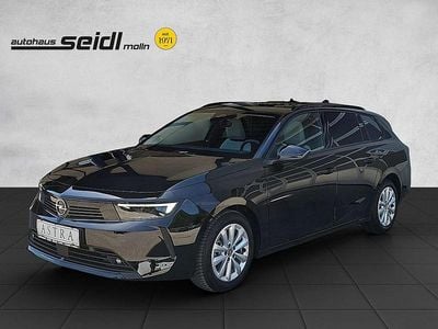 Schwarz Gebraucht 2024 Opel Astra Elegance Kombi | € 28.200