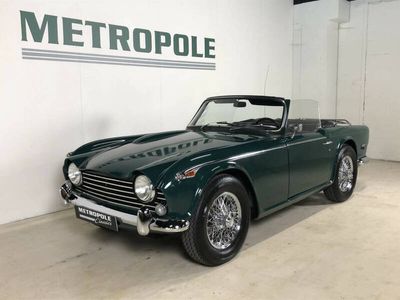 Triumph TR 250