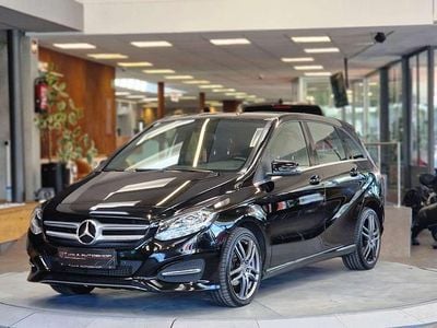 Schwarz Gebraucht 2016 Mercedes 180 Limousine | € 15.980 (Teuer)