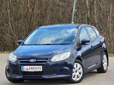 Blau Gebraucht 2011 Ford Focus Trend Kleinwagen | € 3.501 (Teuer)