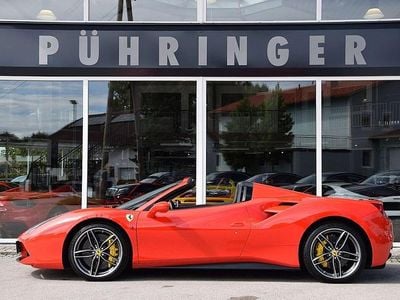 Rot Gebraucht 2017 Ferrari 488 Cabrio | € 305.900