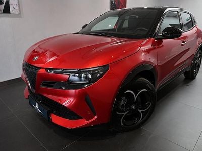 Schwarz Gebraucht 2025 Alfa Romeo GT Junior SUV | € 35.940 (Fairer Preis)