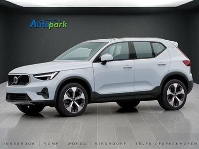 Gebraucht Volvo XC40 Core 129 PS (94 kW) 2024 Blau SUV