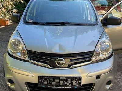 Grau Gebraucht 2012 Nissan Note Visia Van / Kleinbus | € 3.200