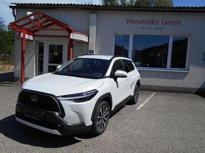 Weiß Gebraucht 2024 Toyota Corolla Cross Active SUV | € 37.980 (Fairer Preis)