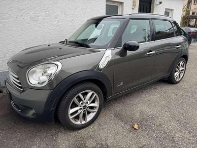 Grau Gebraucht 2013 Mini Cooper D Countryman SUV | € 10.500