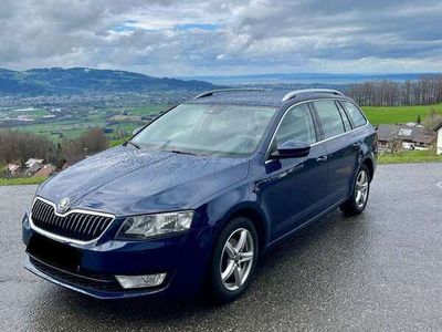 gebraucht Skoda Octavia Combi 2,0 Ambition TDI 4x4 Green tec