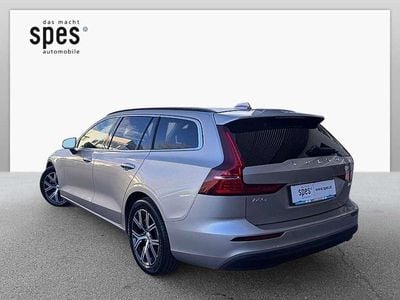 gebraucht Volvo V60 B4 (P) Core Geartronic Kombi / Family Van