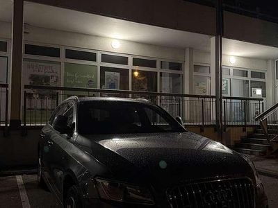 Grau Gebraucht 2015 Audi Q5 S-Line SUV | € 31.000