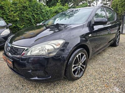 Schwarz Gebraucht 2011 Kia Ceed Sportswagon Kombi | € 3.490 (Guter Preis)