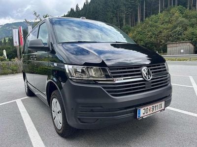 Schwarz Gebraucht 2022 VW Transporter Van | € 33.000