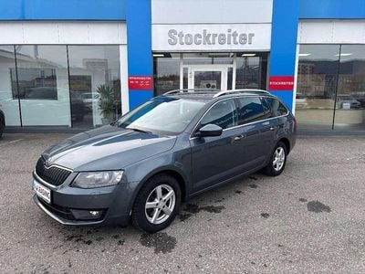 Grau Gebraucht 2016 Skoda Octavia Kombi | € 12.990 (Fairer Preis)