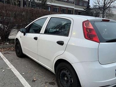 Gebraucht Fiat Punto 73 PS (53 kW) 2009 Kleinwagen