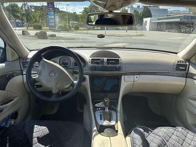 Gebraucht 2004 Mercedes E220 Avantgarde Limousine | € 4.100 (Etwas zu teuer)