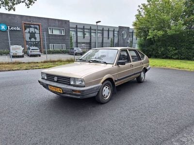 Gebraucht VW Passat 69 PS (50 kW) 1986 Beige Limousine