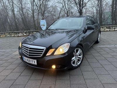 Gebraucht 2010 Mercedes E200 Classic Limousine | € 7.500 (Fairer Preis)