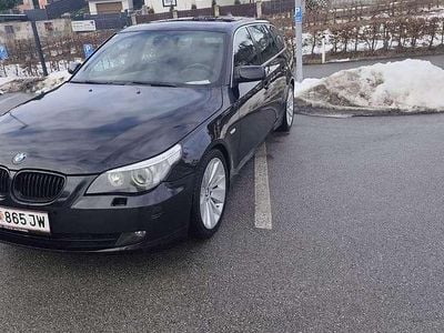 Schwarz Gebraucht 2005 BMW 530 Kombi | € 5.800 (Superpreis)