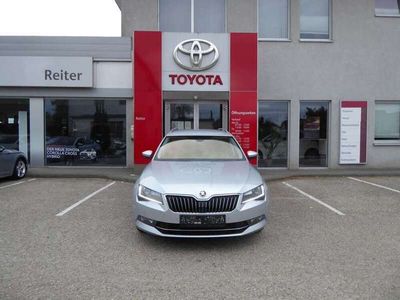 gebraucht Skoda Superb Combi 20 TDI DSG *XENON*AHK*ACC*