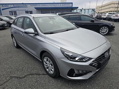 gebraucht Hyundai i30 CW 1,6 CRDi i-Line Plus